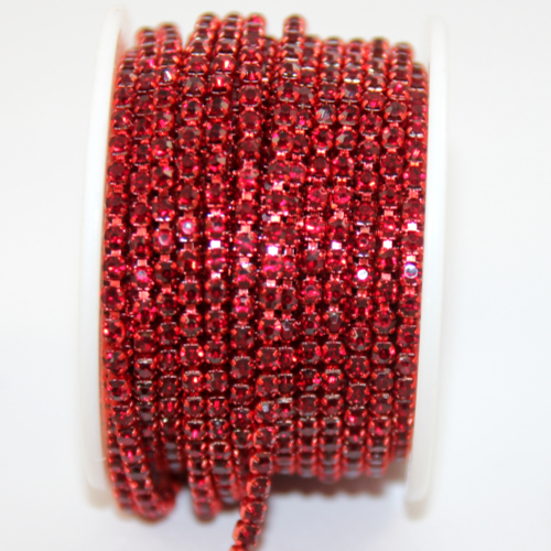 3mm - SS12 Rhinestone Cupchain - Siam with Dark Red - sold in 10cm increments