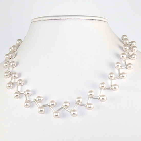 Crystal pearl necklace on sale