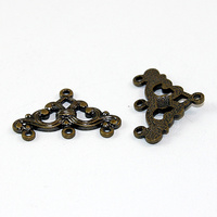 3:1 Fancy Connector - Antique Bronze