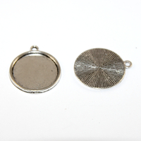 20mm Round Cabochon Pendant Setting - Platinum