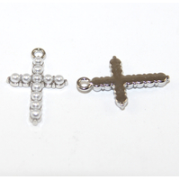 15mm x 23mm Platinum Pearl Cross