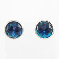 Faceted - Silver Framed Round Stud Earrings - Blue