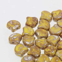 Ginko Leaf 7.5mm x 7.5mm - GNK8783120-43400 - Opaque Yellow Picasso