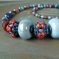 Lily Beaded Bead