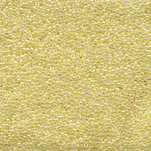 Miyuki 15/0 Rocaille Bead - 15-9527 - Butter Cream Ceyon