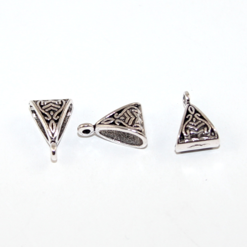15.5mm x 10mm Patterned Triangle Bail - Platinum