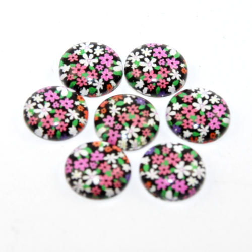 12mm Flowers on Black Cabochon