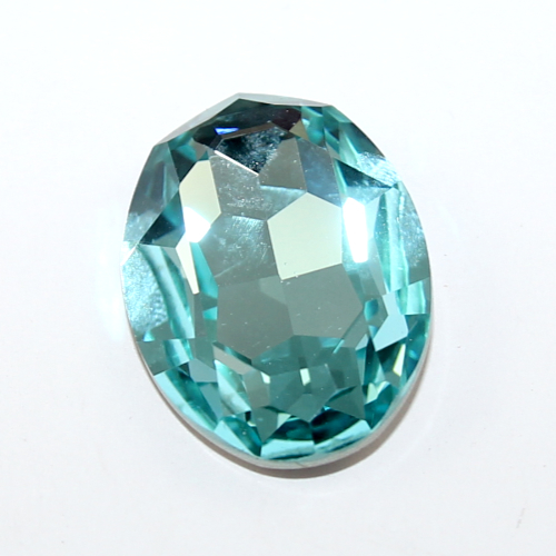 20mm x 30mm 4120 Oval - Aquamarine