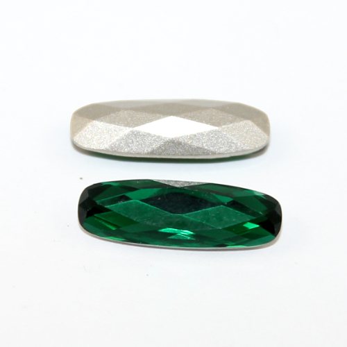 7mm x 21mm 4161 Elongated Baguette  - Emerald - 2 Pieces