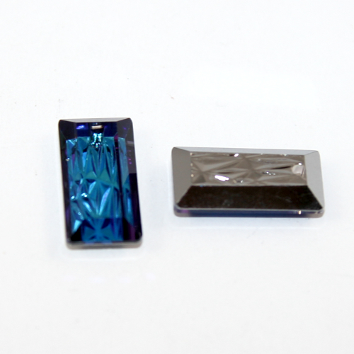 10mm x 20mm Textured Baguette Pendant - Bermuda Blue - Lacquer  - Pack of 2