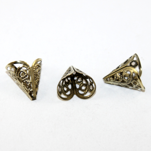 16mm Filigree Scallop Cone - Antique Bronze