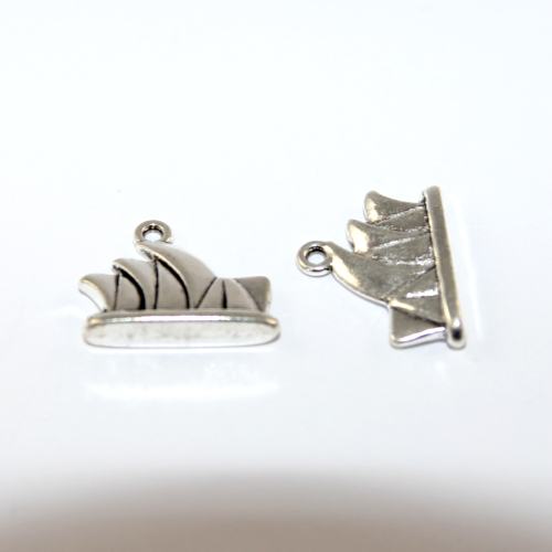 15mm x 18mm Sydney Opera House Charm - 2 Pieces - Platinum