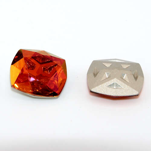 4470 - Meteroite Cushion Cut Square 18mm - Astral Pink - Foil