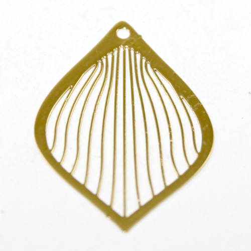 28mm x 38mm Tear Drop Lined Filligree Pendant  - Gold