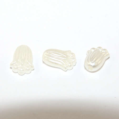  8mm Lily Acrylic Pearl Bead - Pack of 20