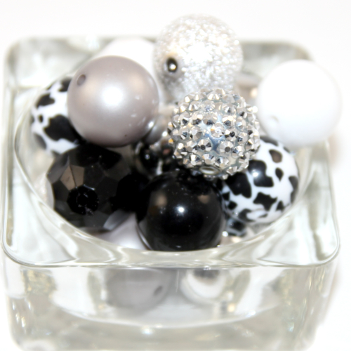 20mm Acrylic Beads Black & White Mix - 10 Piece Pack