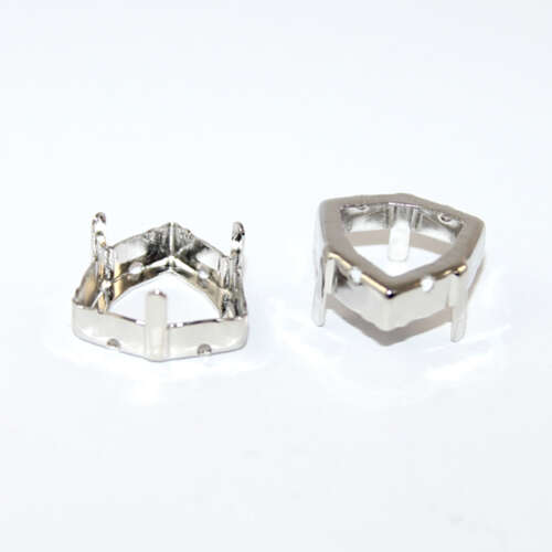 17mm 4706 Trilliant Frame - Platinum