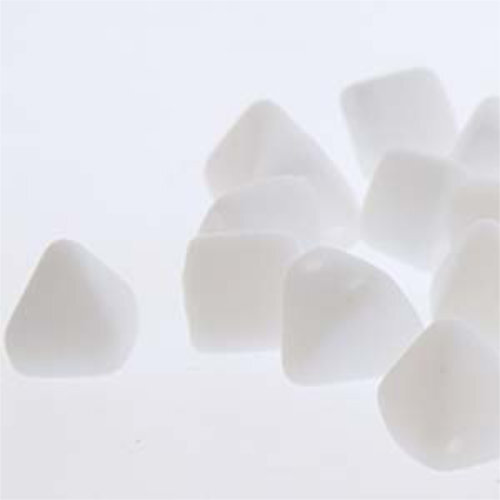 Pyramid Stud 6mm - Matte Chalk - PYR0602020-84100 - 25 Bead Strand