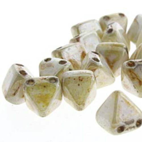 Pyramid Stud 6mm - Chalk Honey Drizzle - PYR0602010-65401 - 25 Bead Strand