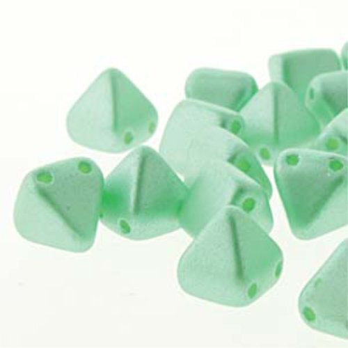 Pyramid Stud 6mm - Pastel Chrysoprase - PYR0625025 - 25 Bead Strand