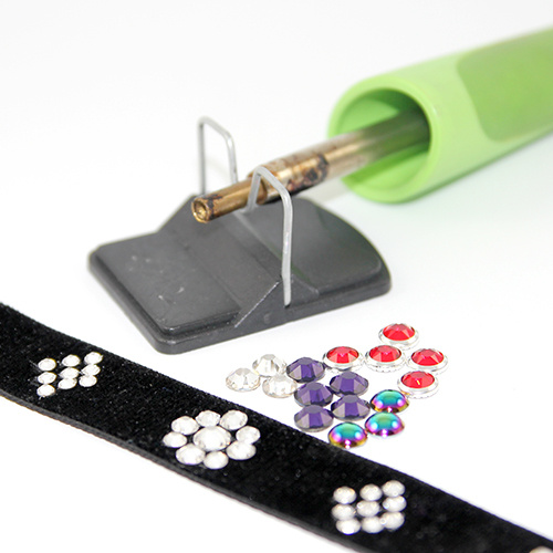 Bedazzlilng Techniques Class