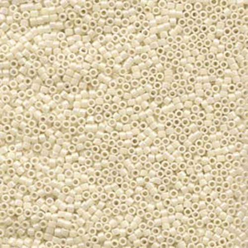 Miyuki 11/0 Delica Bead - DB1571 - Opaque Pear AB