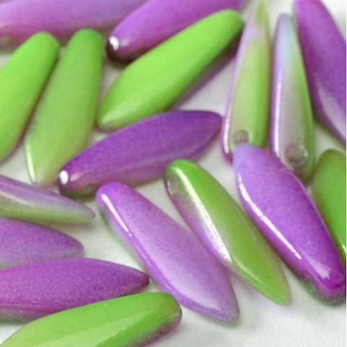 5mm x 16mm Dagger Bead - Chalk White Funky Orchid - 03000-95001
