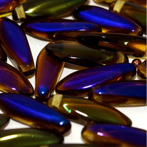 5mm x 16mm Dagger Bead - Topaz Azuro - 10060-22201
