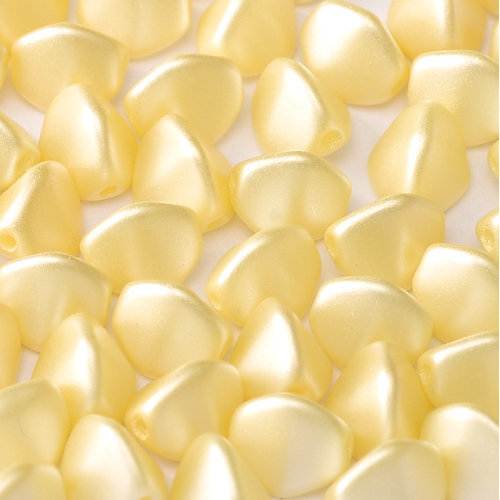 5mm x 3mm Pinch Bead - Alabaster Pastel Cream - 02010-25039