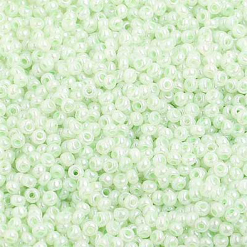Preciosa 10/0 Rocaille Seed Beads - SB10-37152 - Pearl Dyed Pale Green