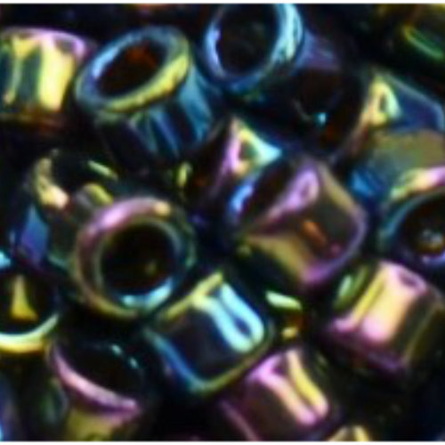 11/0 Aiko Beads - Transparent-Rainbow Americano - TA-01-0478
