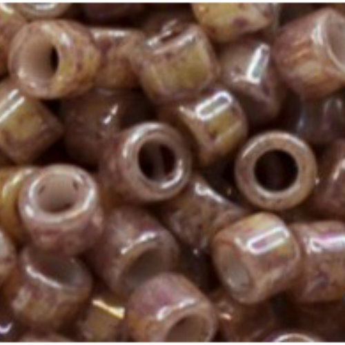 11/0 Aiko Beads - Marbled Opaque Beige/Pink - TA-01-1201