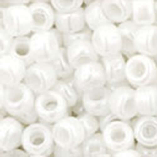 8/0 Round - Opaque-Lustered White - TR-08-121