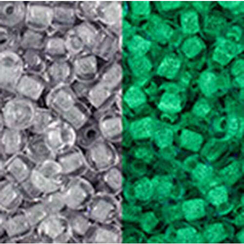 11/0 Round - Glow In The Dark - Gray Crystal/Bright Green - TR-11-2725