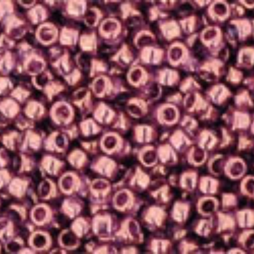 TOHO Gold-Lustered Amethyst 15/0 Round - TR-15-201